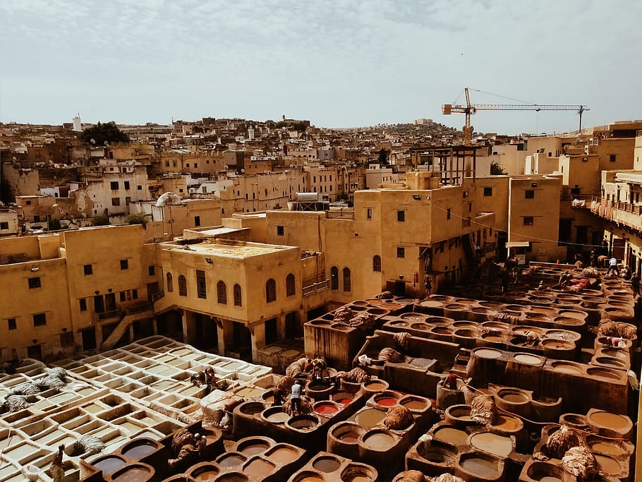 CASATRANSFERS eastern Morocco tour featuring desert landscapes and unique cultural experiences