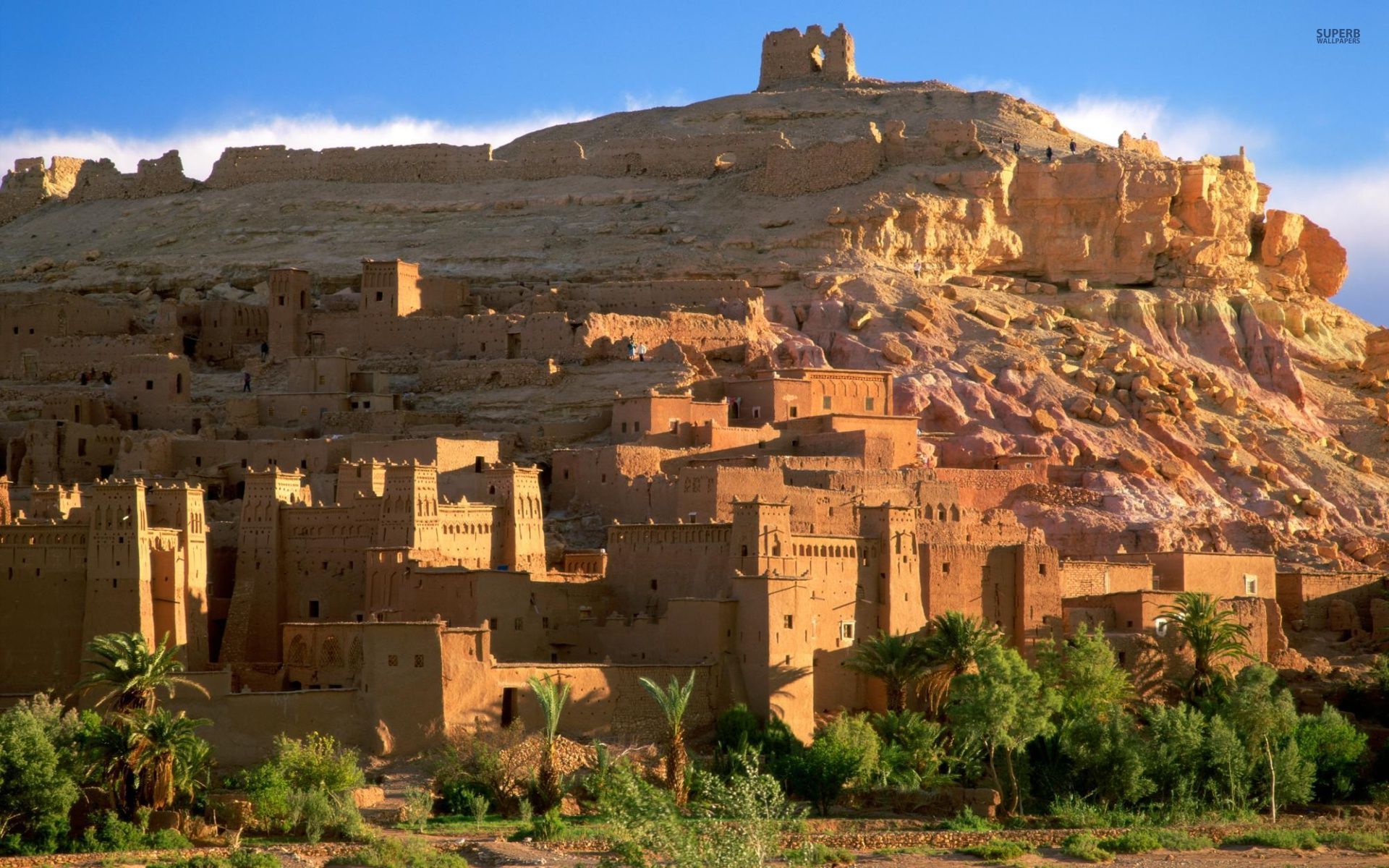 Explora el sur de Marruecos, descubriendo desiertos y paisajes únicos en una aventura inolvidable